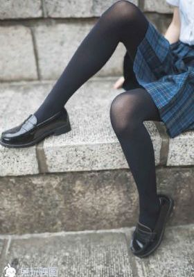 你妈妈也一样电影
