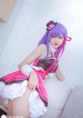 她的伪装
